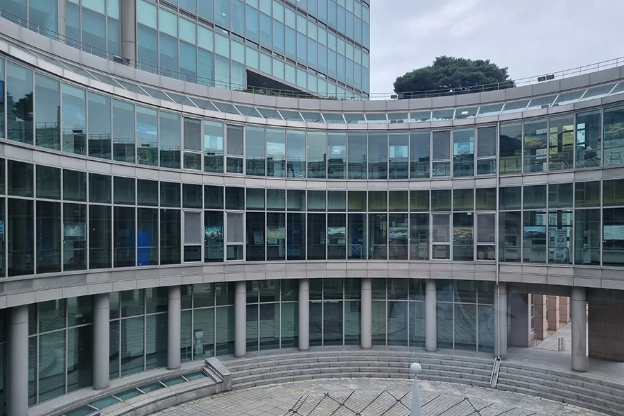 동작 서울기상청 로비 창문 썬팅필름 시공 후 내부